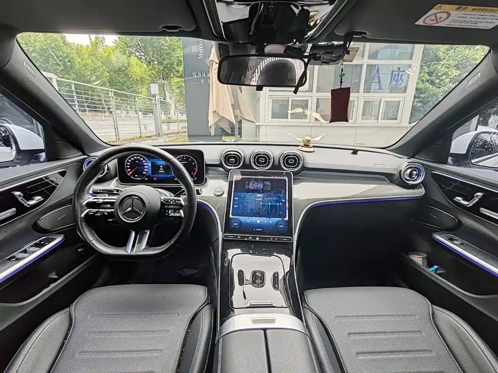 Mercedes-Benz C-Class — фото 13