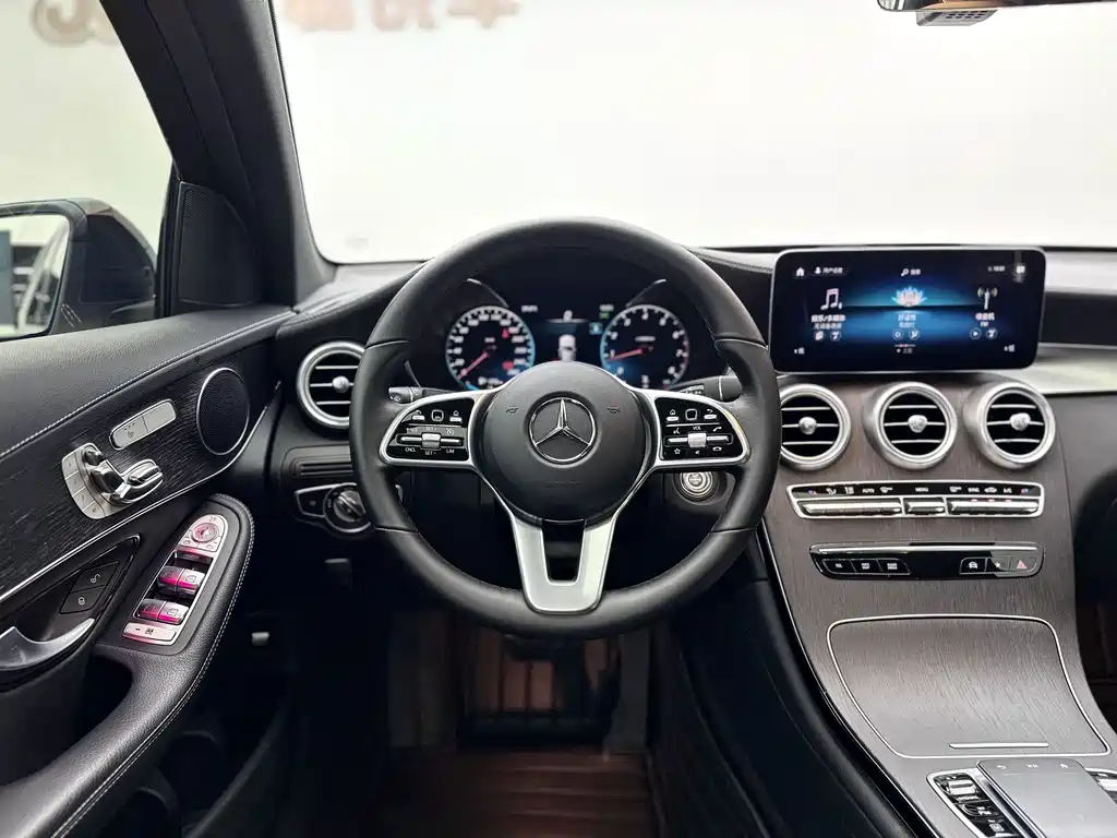 Mercedes-Benz GLC Coupe — фото 15