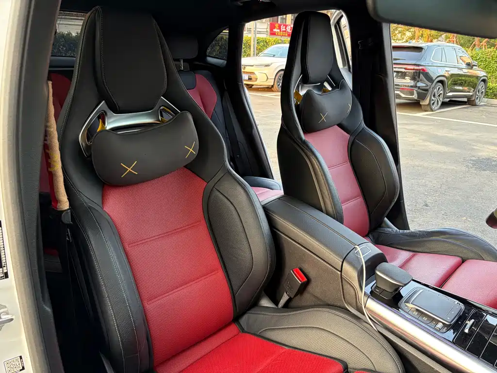 Mercedes-Benz GLA AMG — фото 13