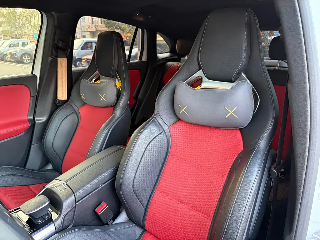 Mercedes-Benz GLA AMG — фото 14