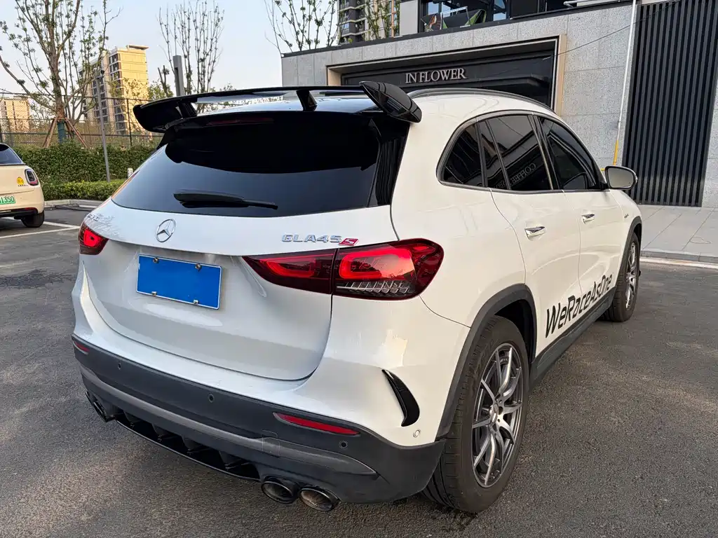 Mercedes-Benz GLA AMG — фото 4