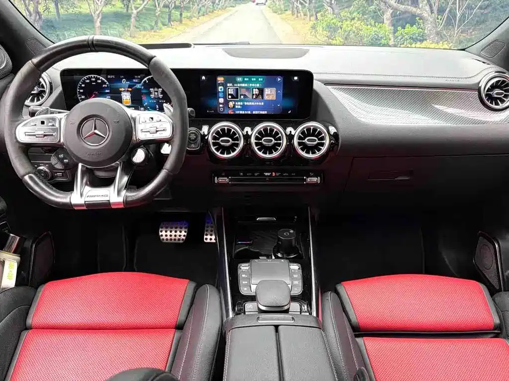 Mercedes-Benz GLA AMG — фото 6