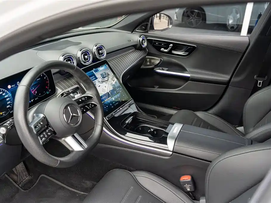 Mercedes-Benz C-Class — фото 13
