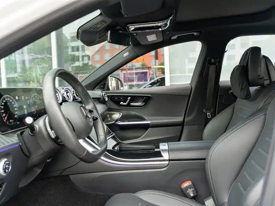 Mercedes-Benz C-Class — фото 14
