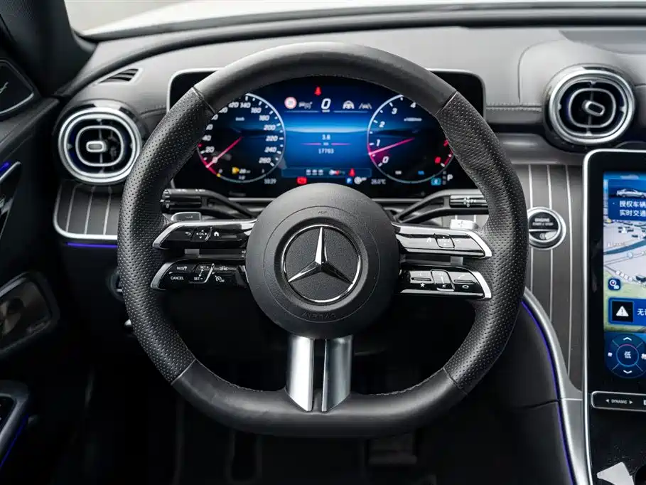 Mercedes-Benz C-Class — фото 20