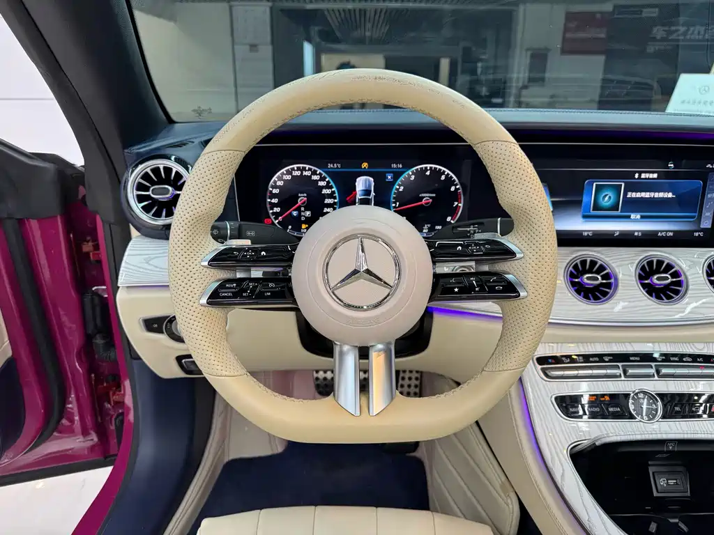 Mercedes-Benz E-Class (Import) — фото 7
