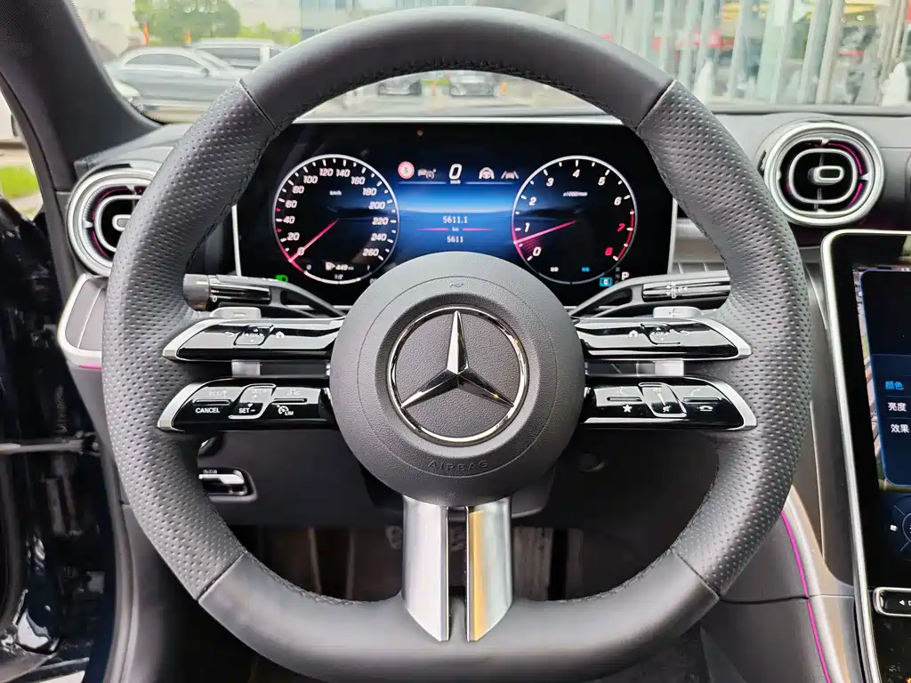 Mercedes-Benz C-Class — фото 10