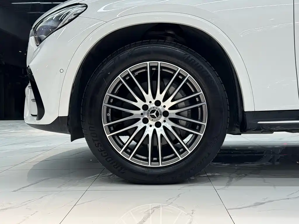 Mercedes-Benz GLC — фото 16