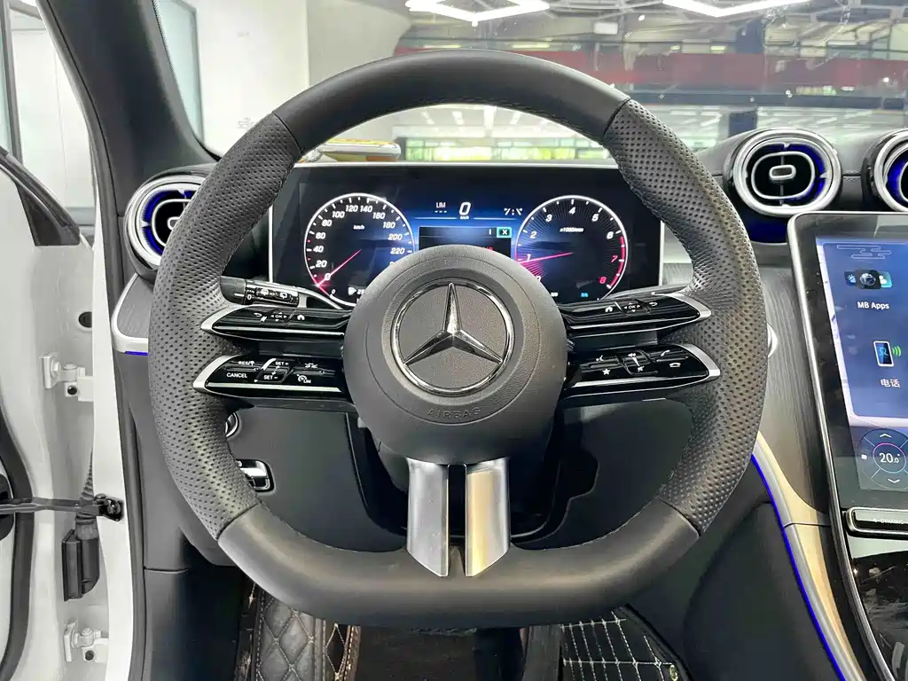 Mercedes-Benz GLC — фото 13