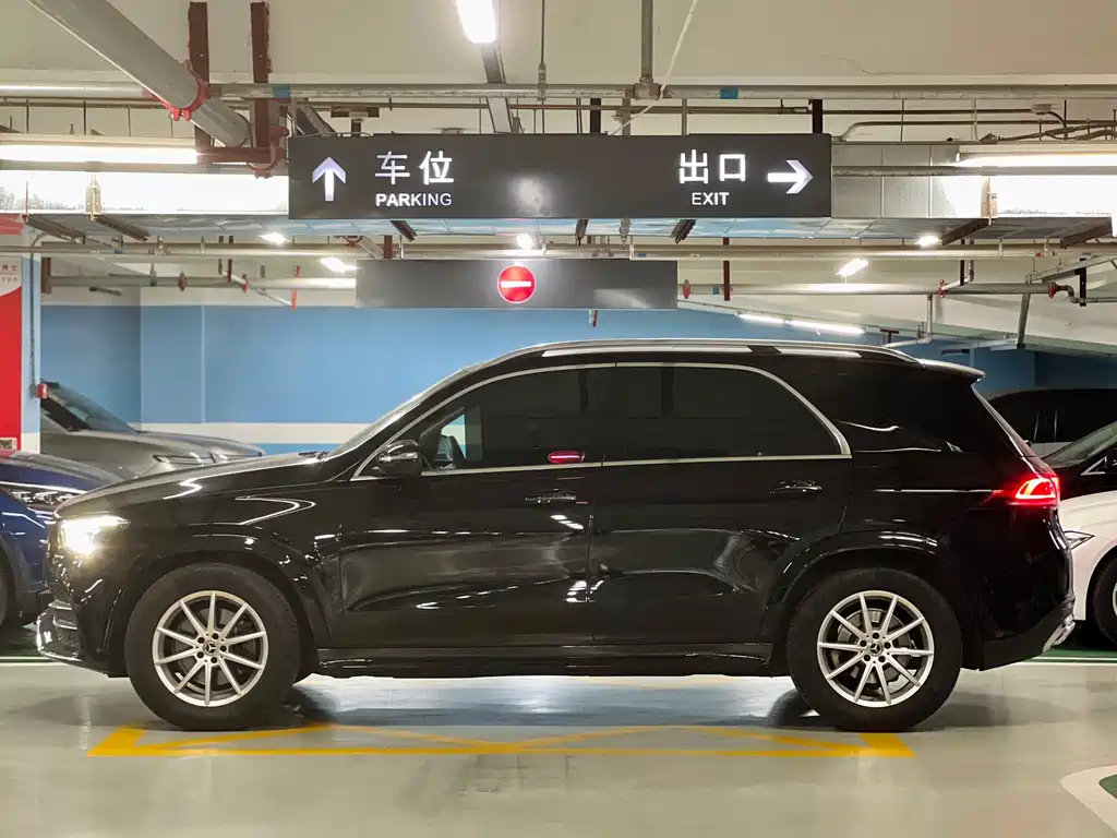 Mercedes-Benz GLE (Import) — фото 15
