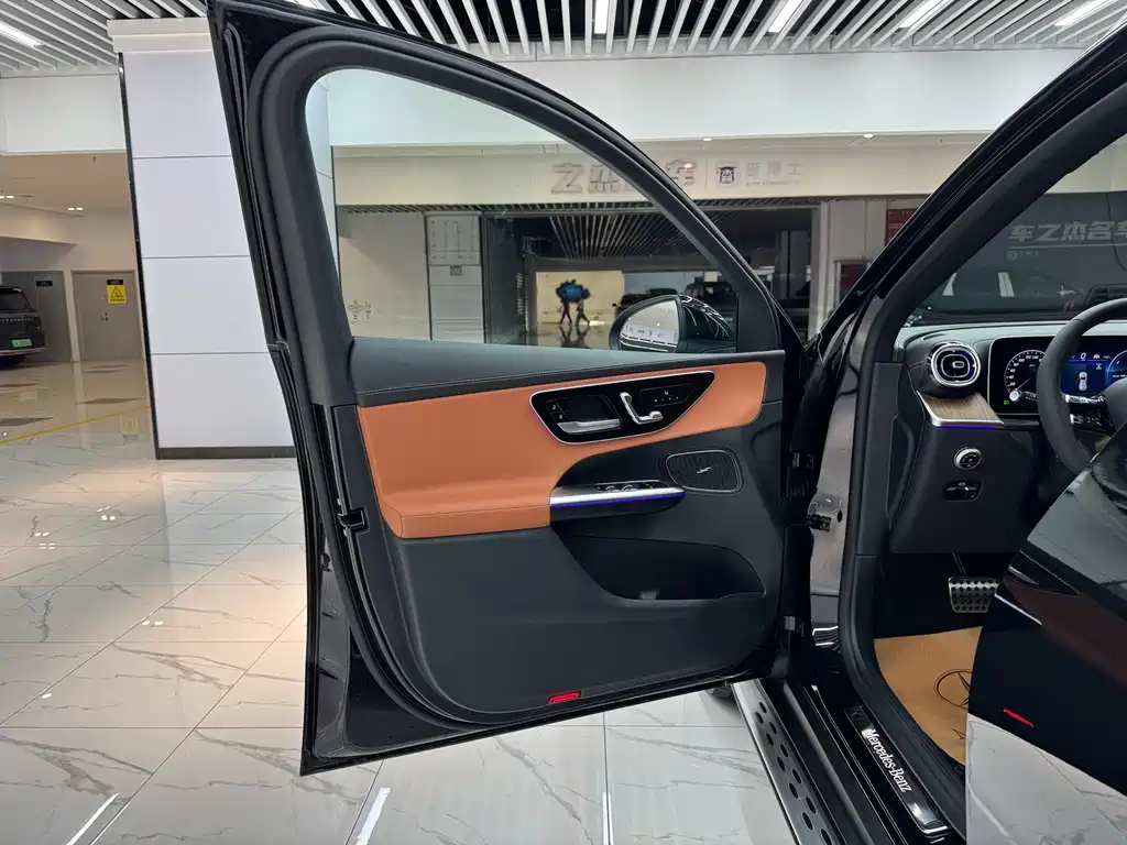 Mercedes-Benz GLC New Energy — фото 11