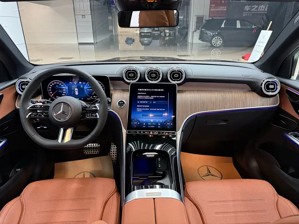 Mercedes-Benz GLC New Energy — фото 7