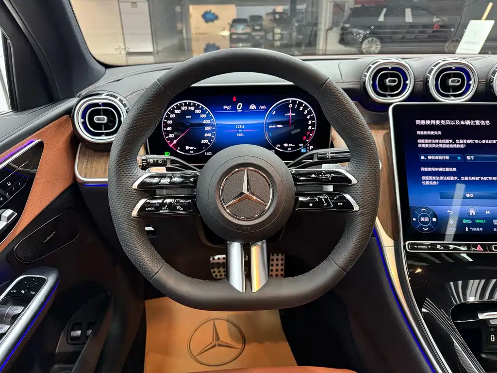 Mercedes-Benz GLC New Energy — фото 8