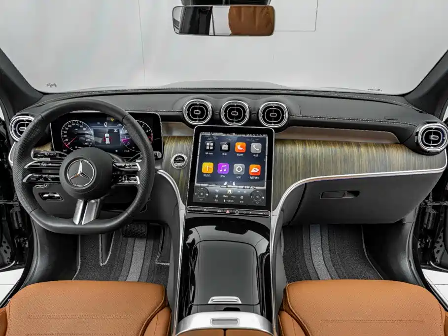 Mercedes-Benz GLC — фото 30