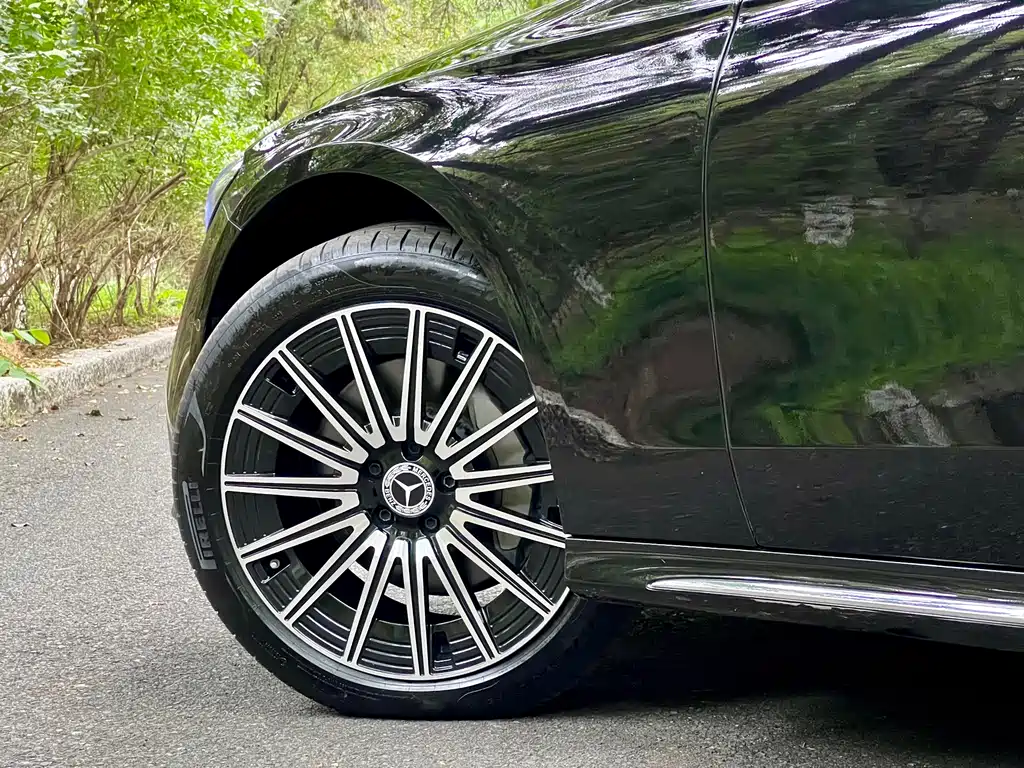 Mercedes-Benz E-Class — фото 11