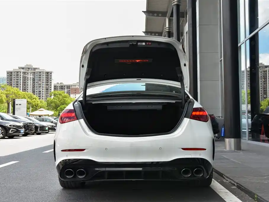 Mercedes-Benz C-Class AMG — фото 11