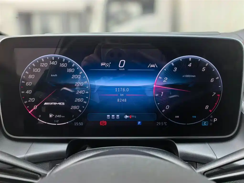 Mercedes-Benz GLC AMG — фото 16