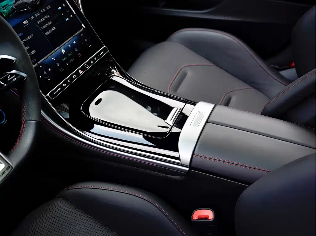 Mercedes-Benz C-Class AMG New Energy — фото 13