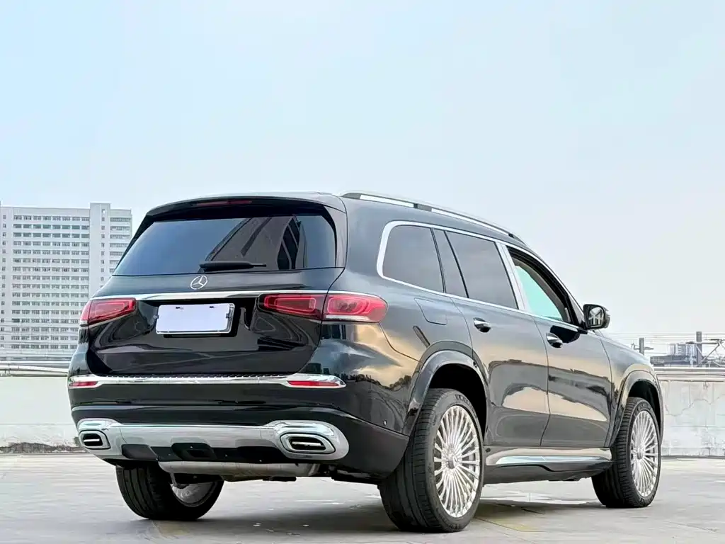 Mercedes-Benz GLS — фото 8