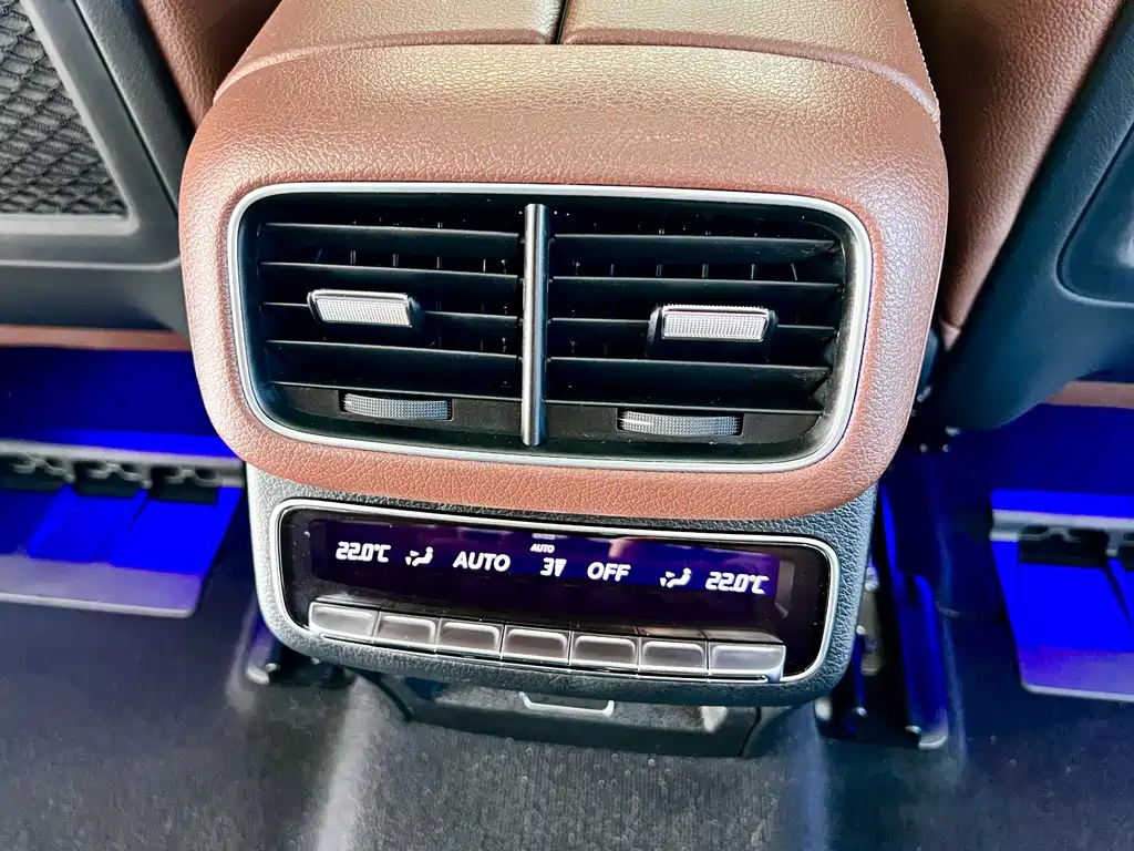 Mercedes-Benz GLS — фото 20