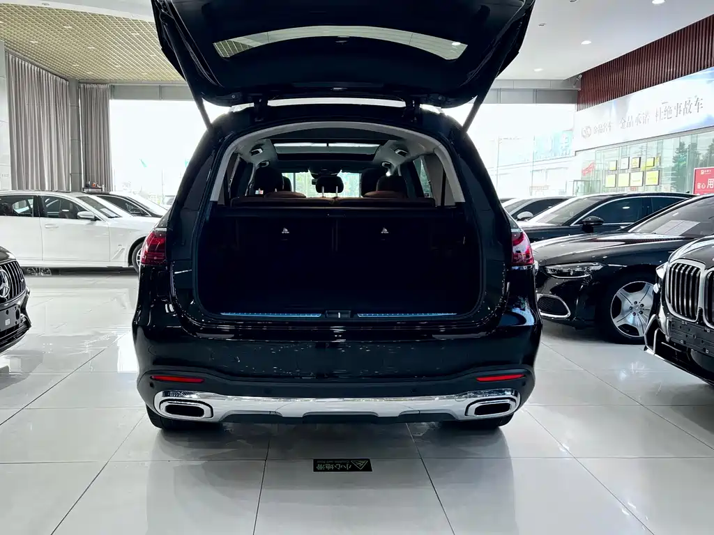 Mercedes-Benz GLS — фото 25