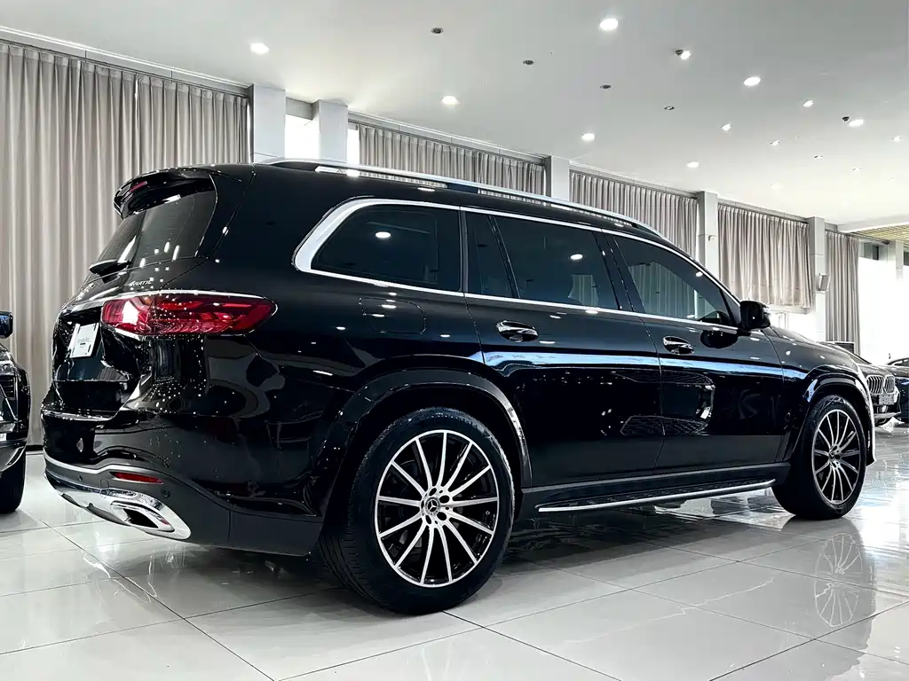 Mercedes-Benz GLS — фото 4