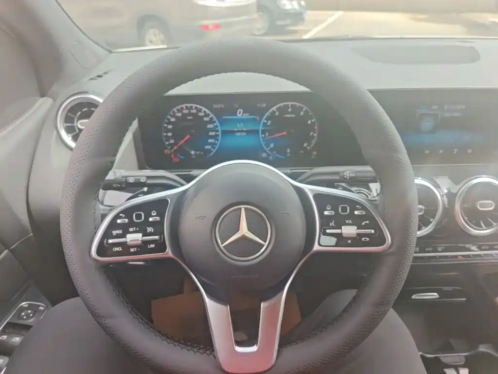 Mercedes-Benz B-Class — фото 11