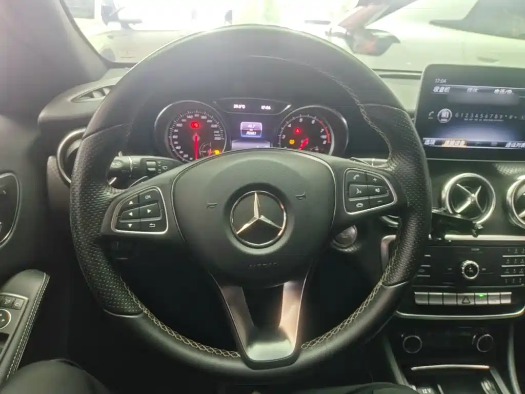 Mercedes-Benz A-Class (Import) — фото 11