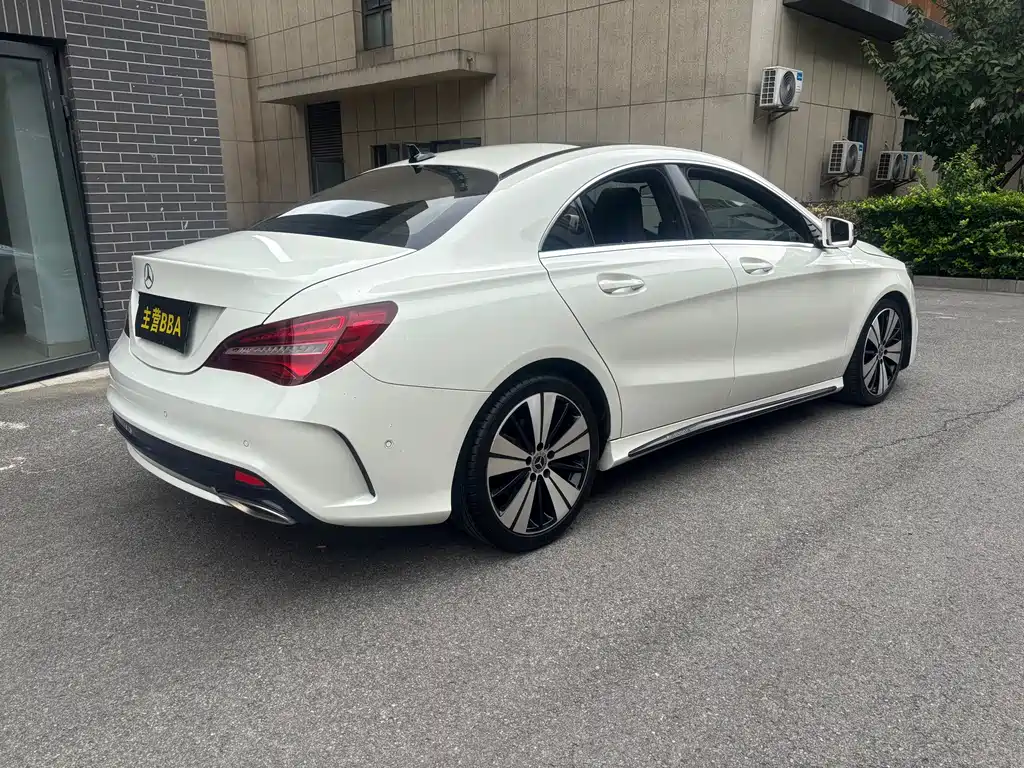 Mercedes-Benz CLA (Import) — фото 16
