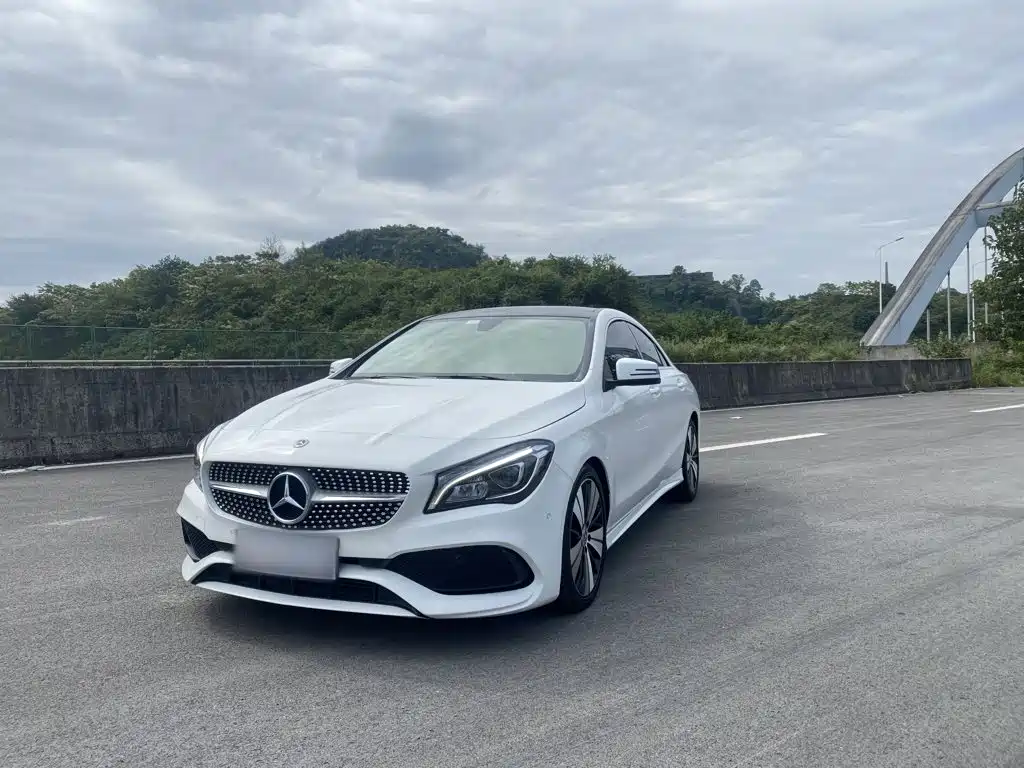 Mercedes-Benz CLA (Import)