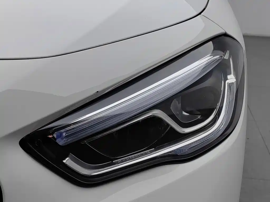 Mercedes-Benz GLA — фото 7