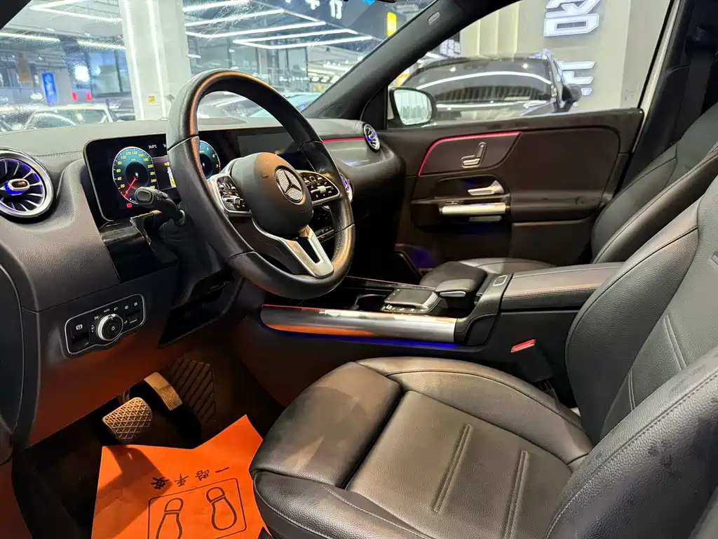Mercedes-Benz GLA — фото 7