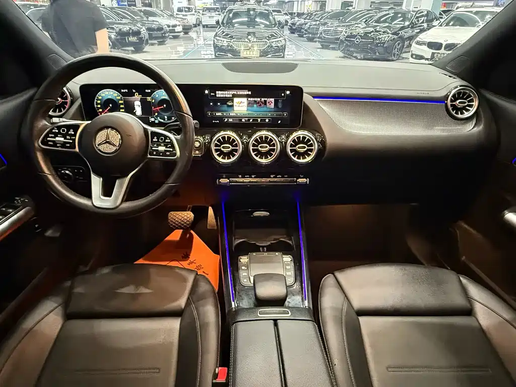 Mercedes-Benz GLA — фото 9