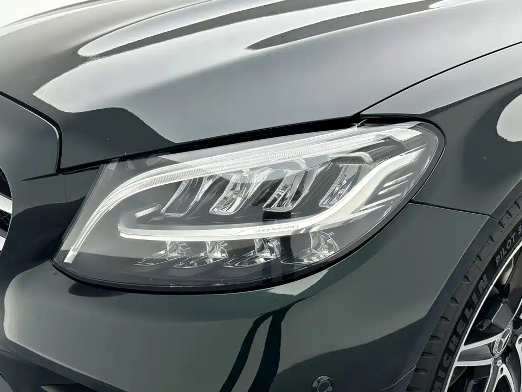 Mercedes-Benz C-Class — фото 11