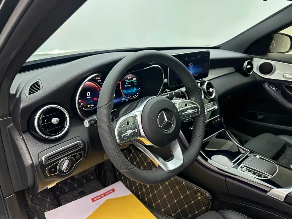 Mercedes-Benz C-Class — фото 18