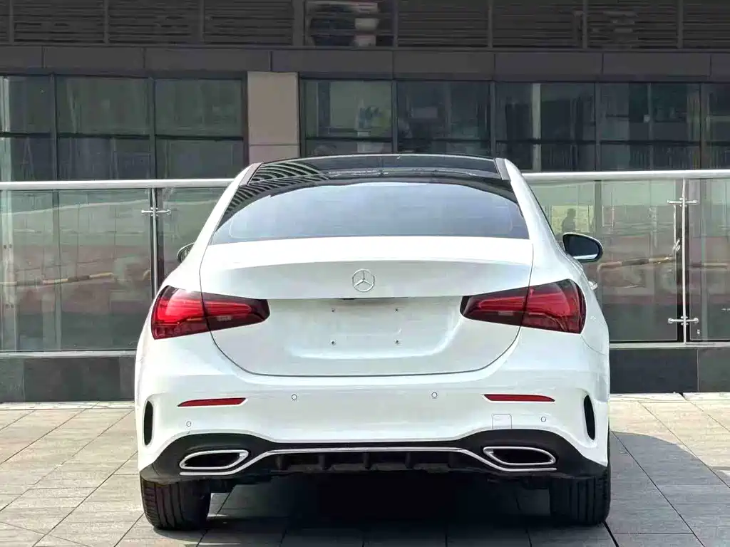 Mercedes-Benz A-Class — фото 11