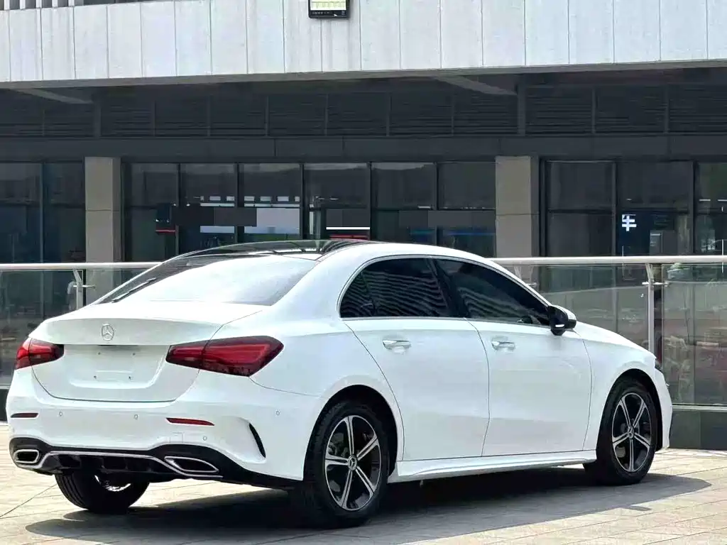 Mercedes-Benz A-Class — фото 10