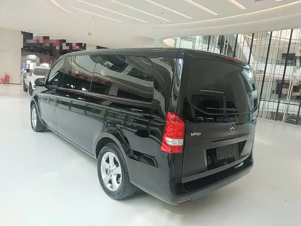 Mercedes-Benz Vito — фото 5