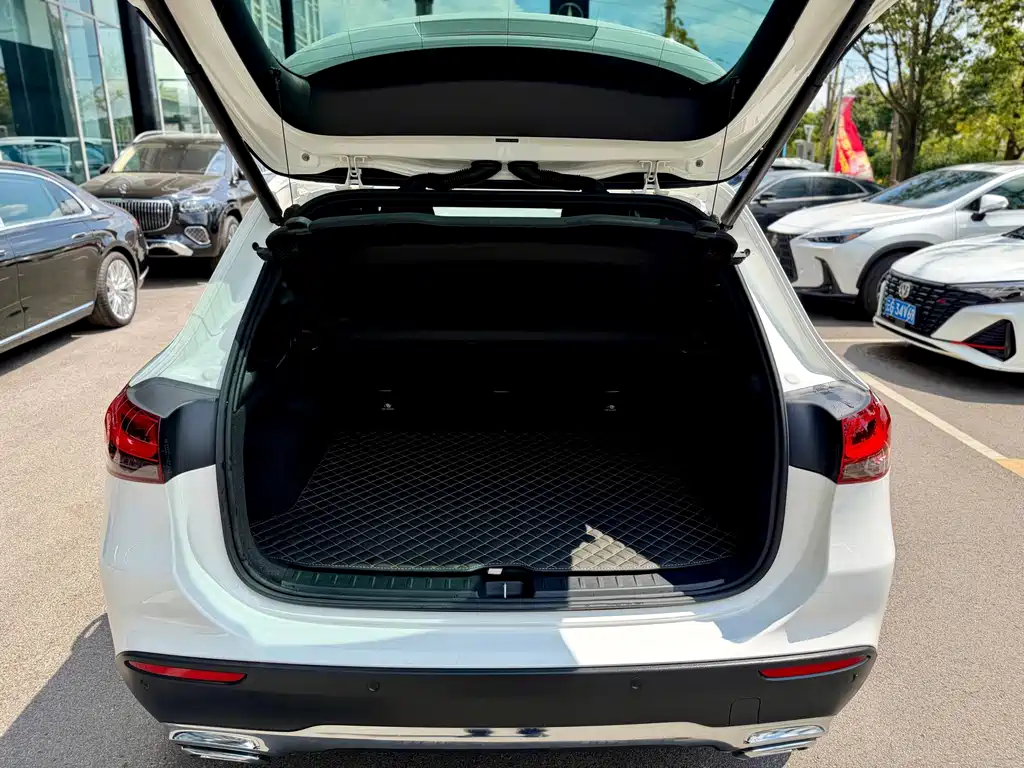 Mercedes-Benz GLA — фото 20