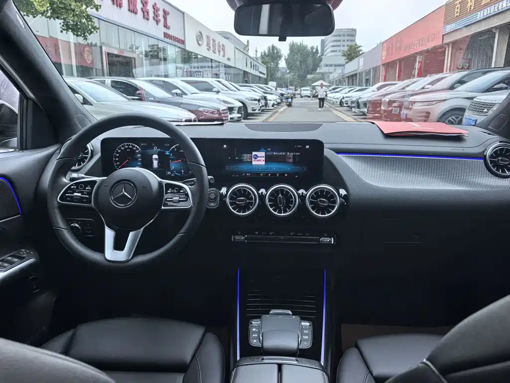 Mercedes-Benz GLA — фото 9
