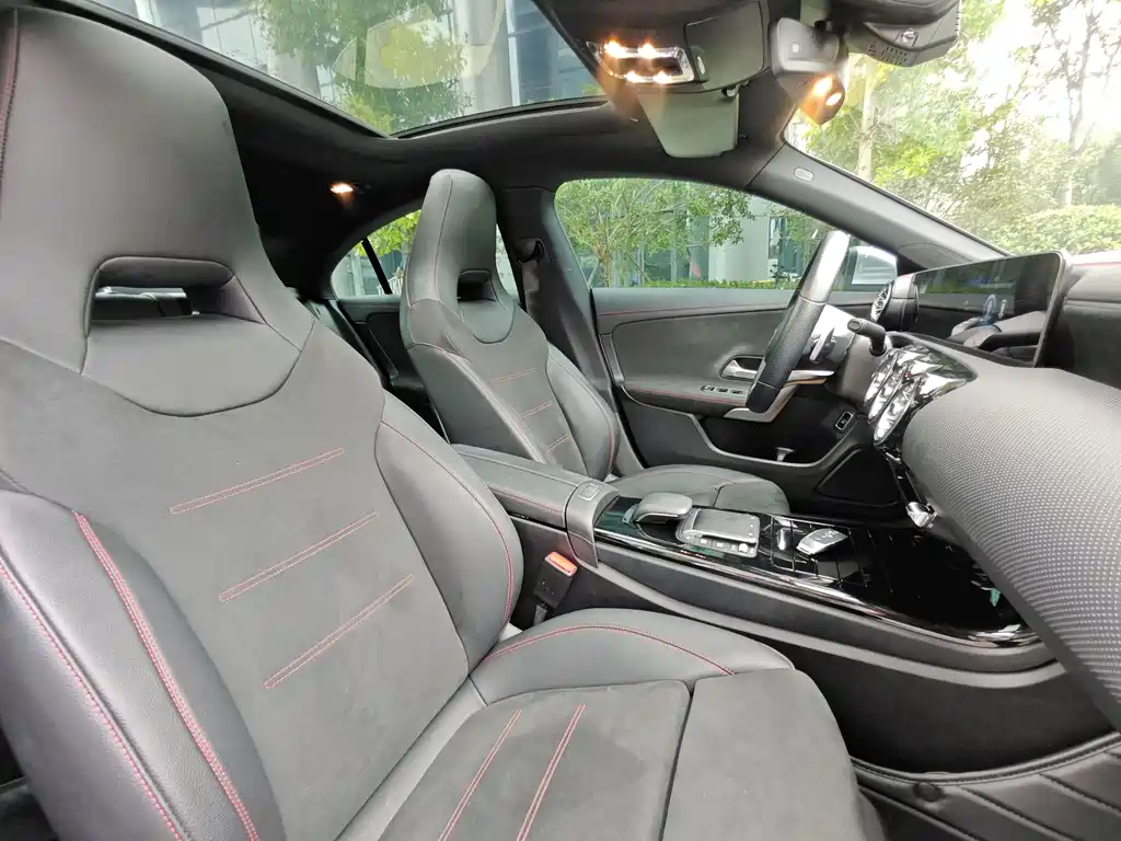 Mercedes-Benz CLA (Import) — фото 17