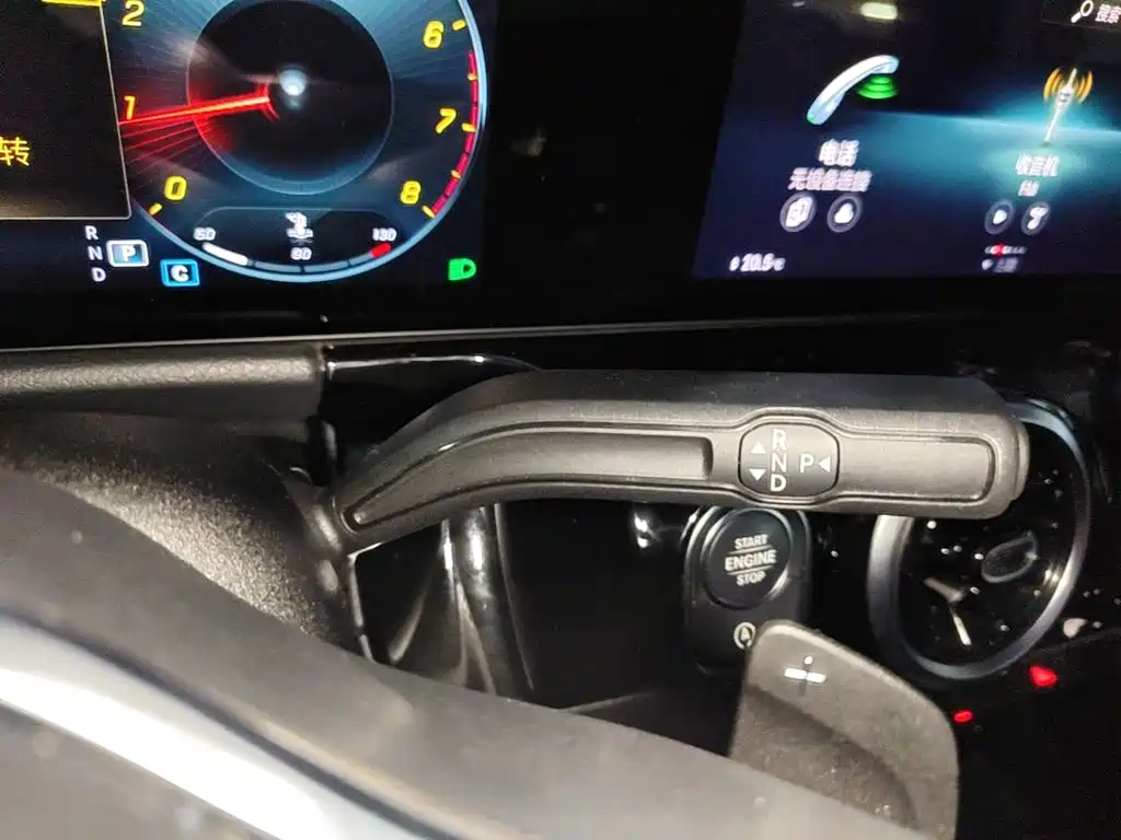 Mercedes-Benz GLA — фото 19