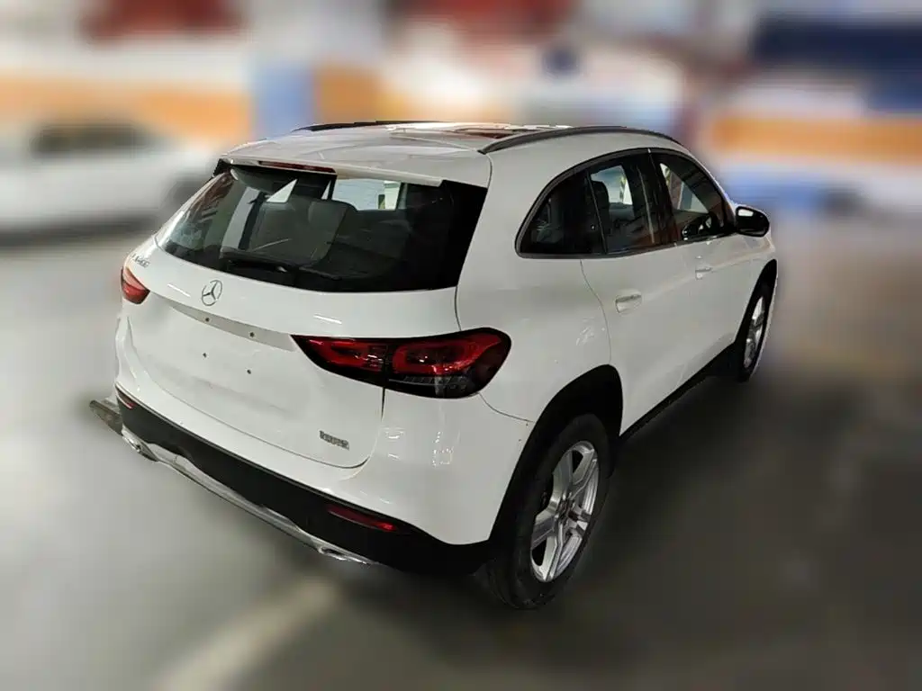 Mercedes-Benz GLA — фото 10