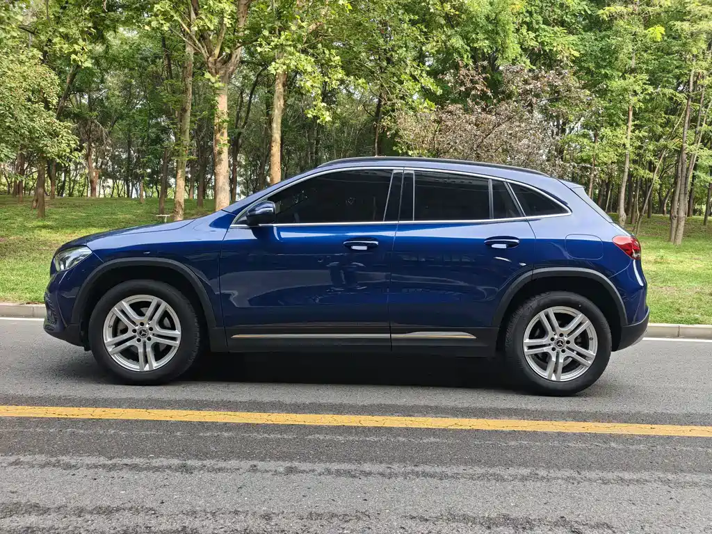 Mercedes-Benz GLA — фото 14