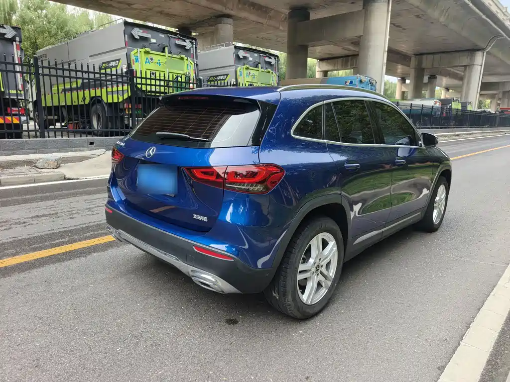 Mercedes-Benz GLA — фото 15