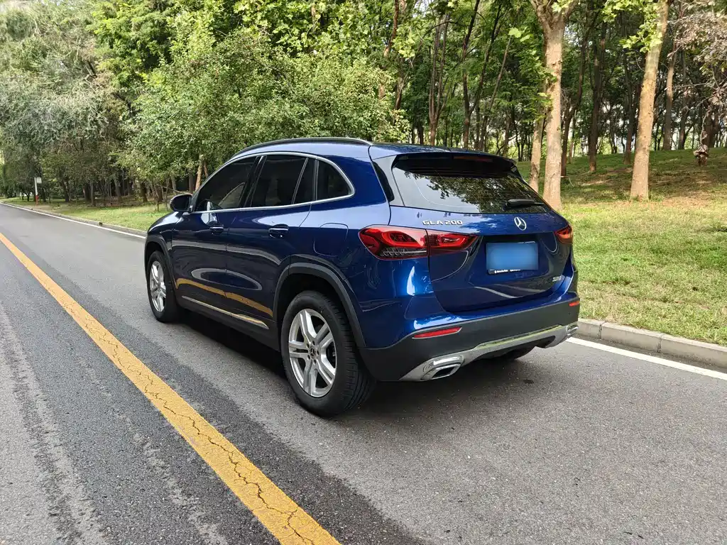 Mercedes-Benz GLA — фото 16
