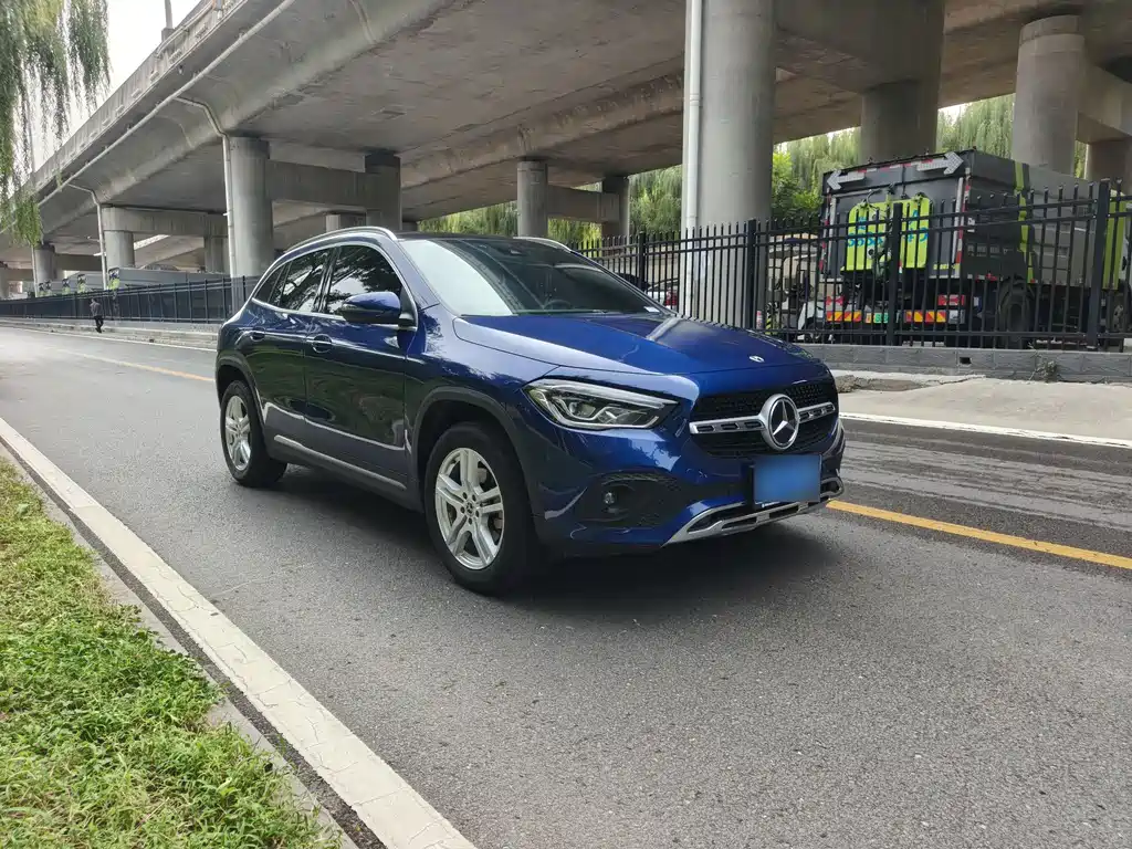 Mercedes-Benz GLA — фото 3