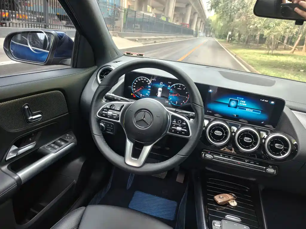 Mercedes-Benz GLA — фото 5