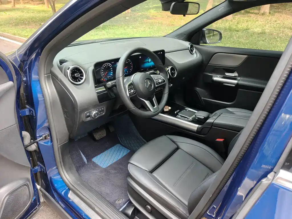 Mercedes-Benz GLA — фото 7