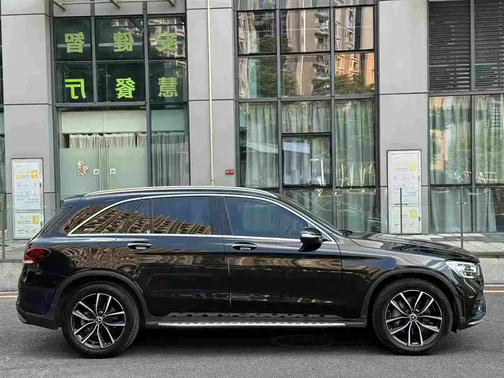 Mercedes-Benz GLC — фото 4